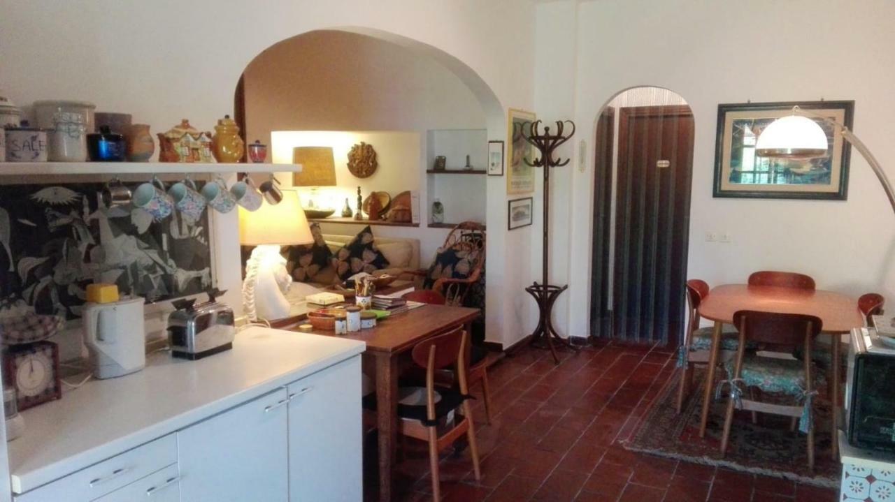 Bella Farnia La Casa Di Angelo E Gladysヴィラ エクステリア 写真